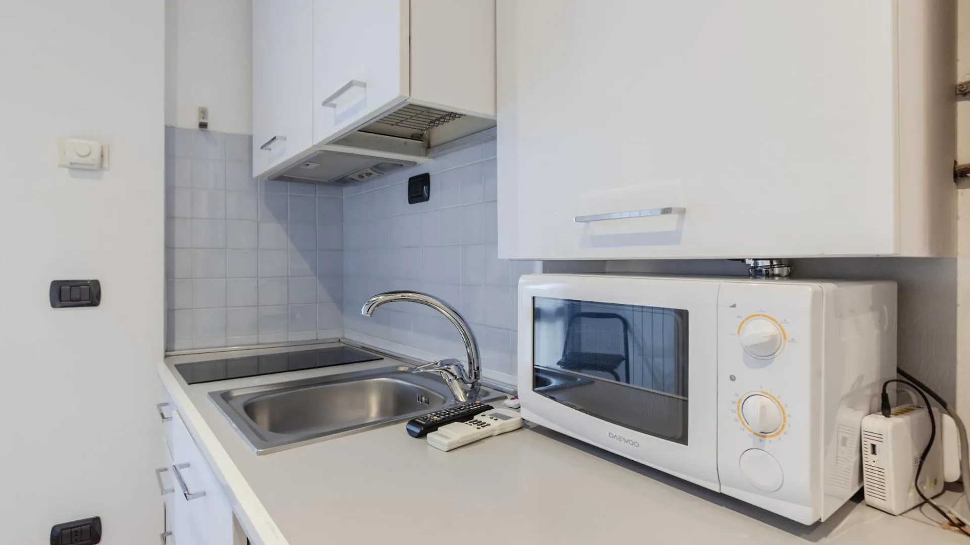 Apartment Sant Ambrogio Lovely Flat Milan