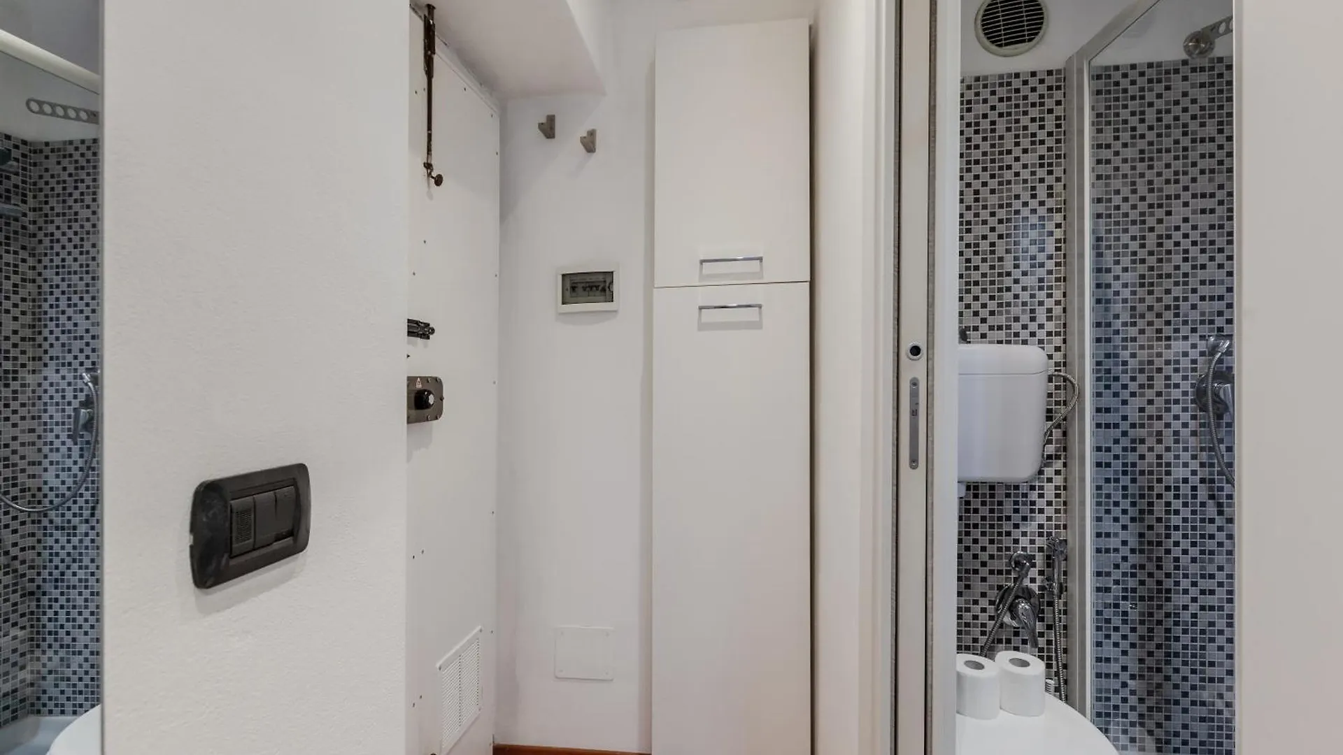 Apartment Sant Ambrogio Lovely Flat Milan
