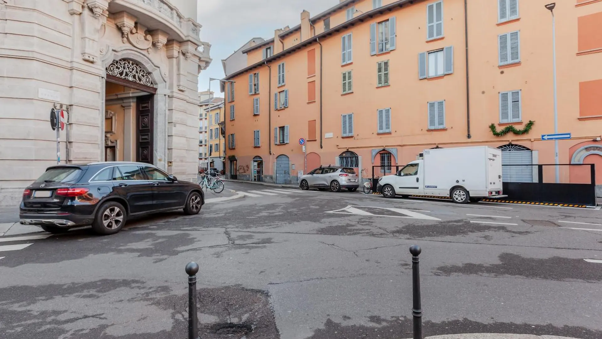 Sant Ambrogio Lovely Flat Milan