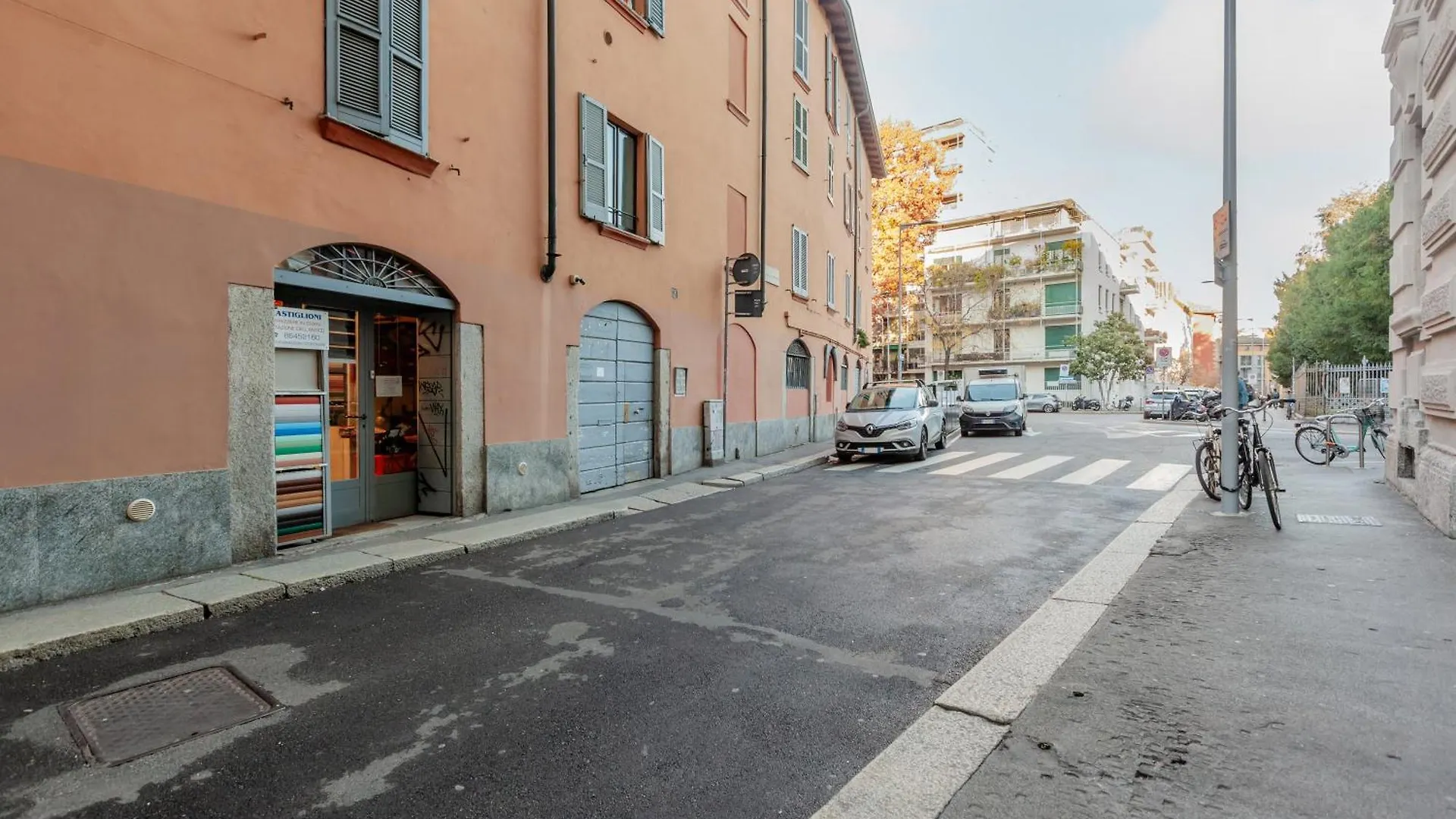 Apartment Sant Ambrogio Lovely Flat Milan
